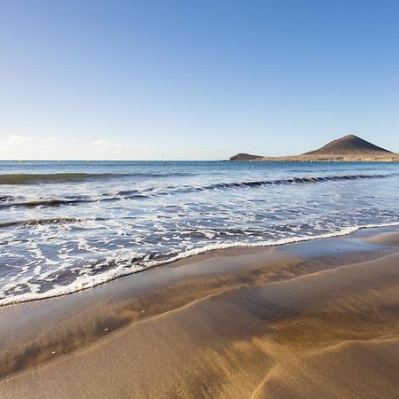 Home2Book Beachfront El Medano Экстерьер фото